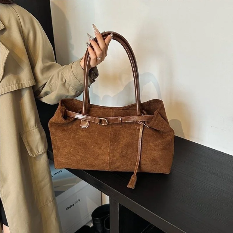 Fashionable Retro Suede Bag Popular European And American Large-capacity Autumn/winter Tote Bag New Simple Commuter Shoulder Bag